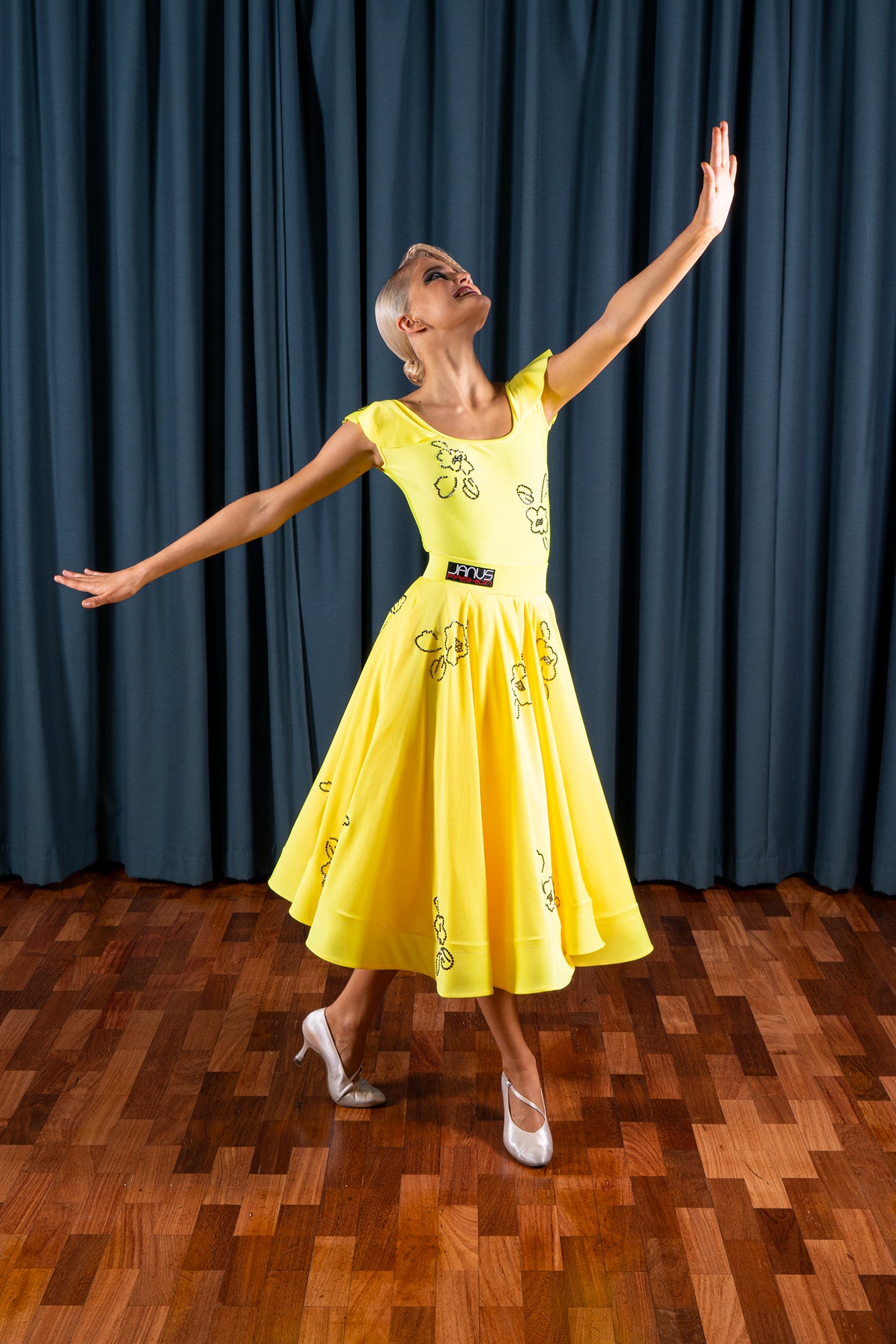 "La La Land" ballroom outfit